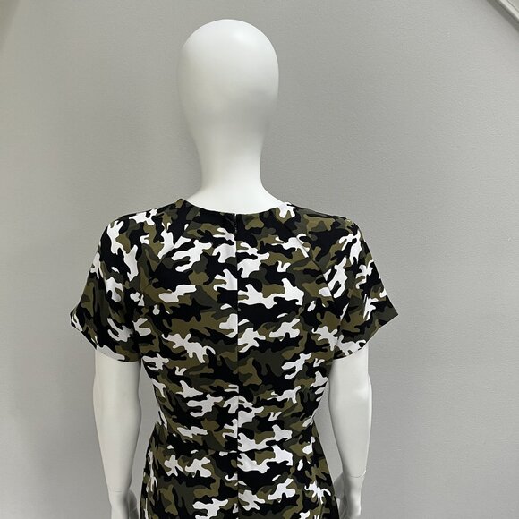 Michael Kors: Good Condition Women's Camo Dress - Picture 5 of 13